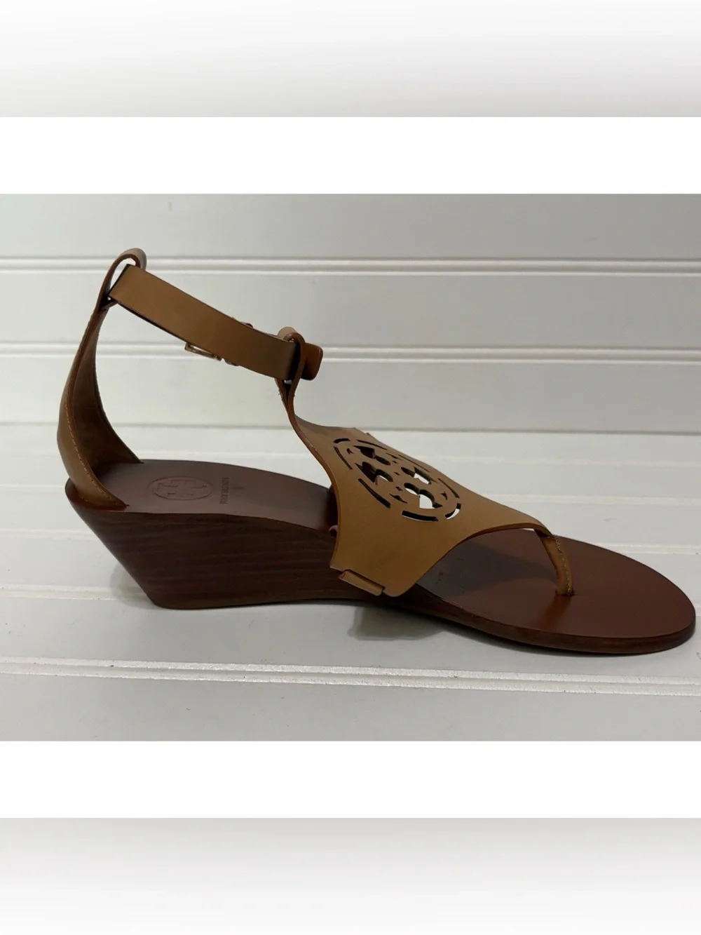 TORY BURCH Zoe Brown Leather Wedge Heel T Strap Sandals Shoes Womens Size 7 M